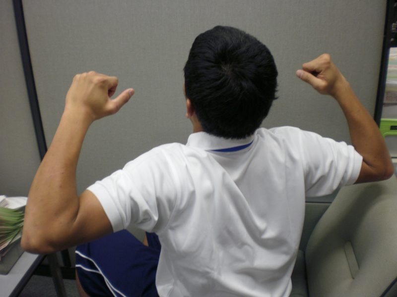 新人スタッフのたくましい後ろ姿